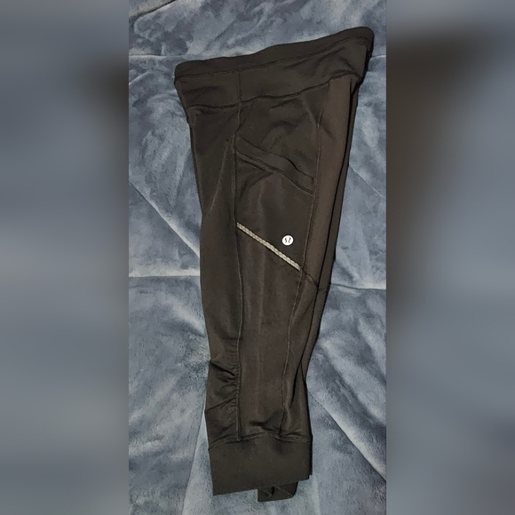 Lululemon Capri - Picture 4 of 6